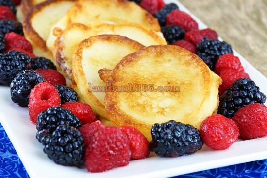 Cách làm bánh Pancake kiểu Nga mềm xốp