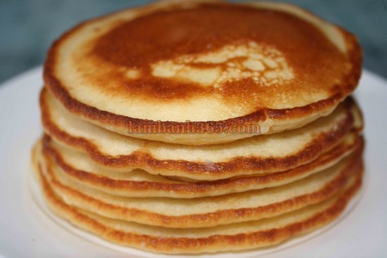 Cách làm bánh pancake nho đơn giản