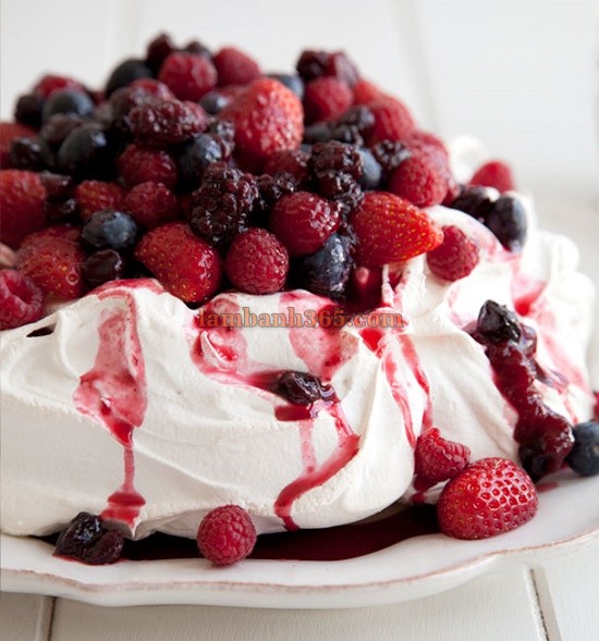 Cách làm bánh Pavlova mềm như mây