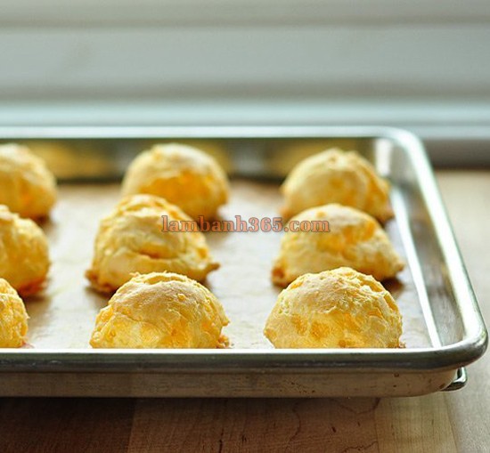 Cách làm bánh phomat Gougeres