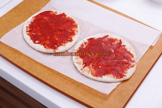 Cách làm bánh pizza dứa thịt bò đơn giản mà ngon