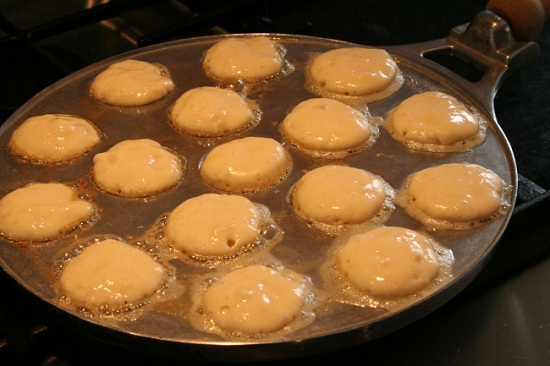 Cách làm bánh Poffertjes siêu đơn giản