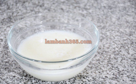 Cách làm bánh pudding chanh siêu nhanh bằng lò vi sóng