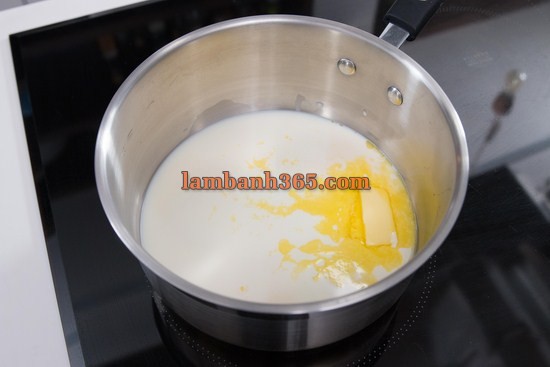 Cách làm bánh pudding sầu riêng