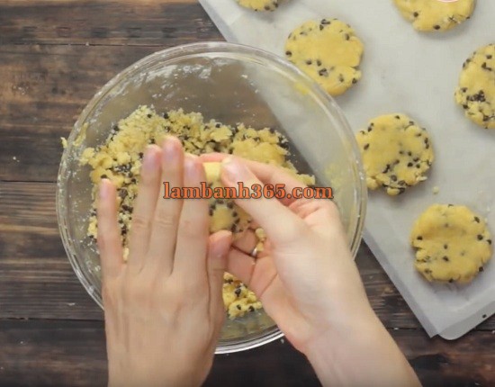 Cách làm bánh quy Chocolate chip