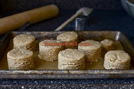 Cách làm bánh Scones yến mạch siro phong cực đơn giản