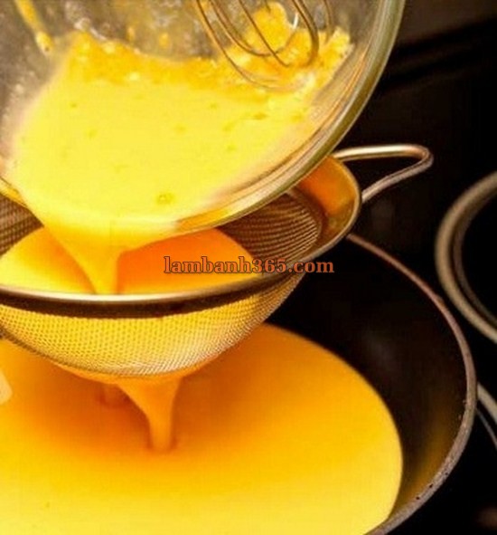 Cách làm bánh Trung thu dẻo nhân custard