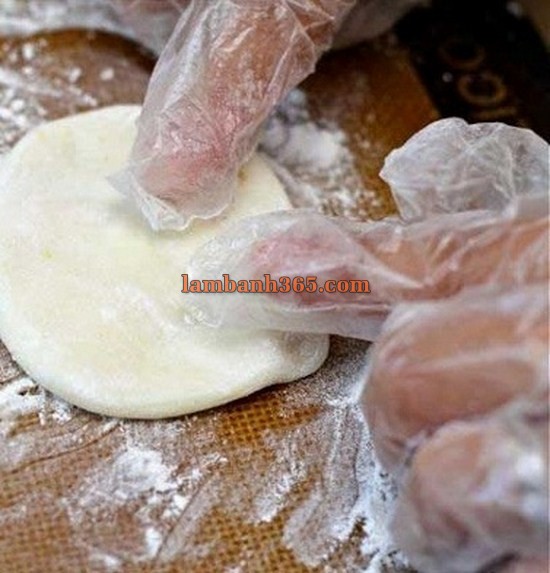 Cách làm bánh Trung thu dẻo nhân custard