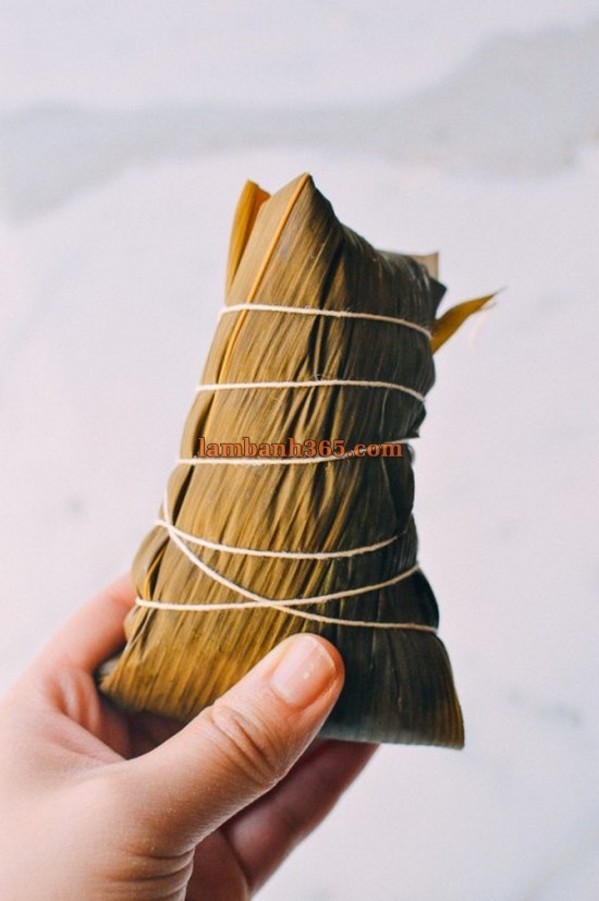 Cách làm bánh Zongzi lạ miệng