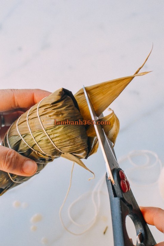 Cách làm bánh Zongzi lạ miệng