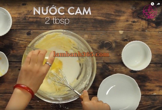 Cách làm cupcake cam tươi mát