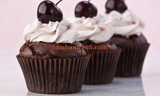 Cách làm cupcake sô cô la chuối có một không hai!