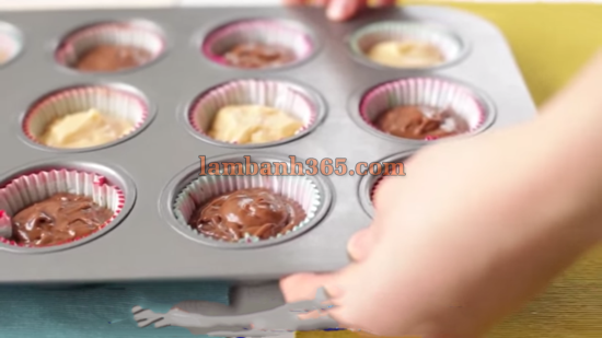 Cách làm cupcakes đơn giản cho người mới bắt đầu!