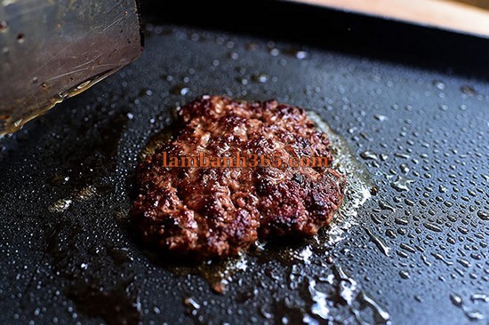 Cách làm hamburger kiểu Mỹ