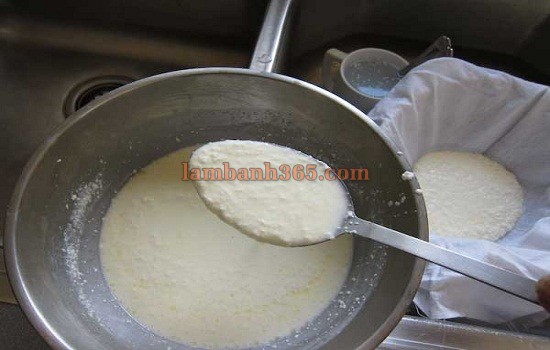 Cách làm mascarpone homemade từ whipping cream cực đơn giản