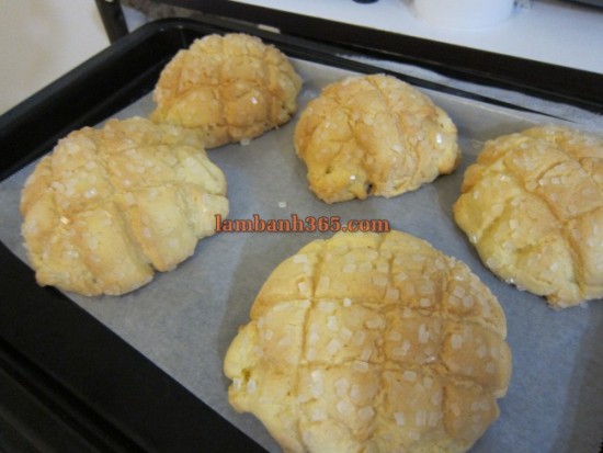 Cách làm Melonpan Bread &#8211; bánh mì dưa gang Nhật Bản