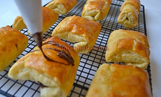 Cách làm bánh Pain au chocolate