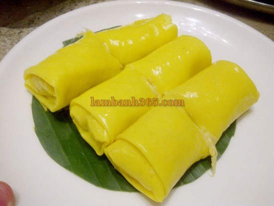 Cách làm bánh pancake cuộn sầu riêng kiểu Malaysia