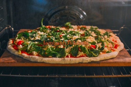 Cách làm pizza rau củ ăn vô tư mà không lo béo