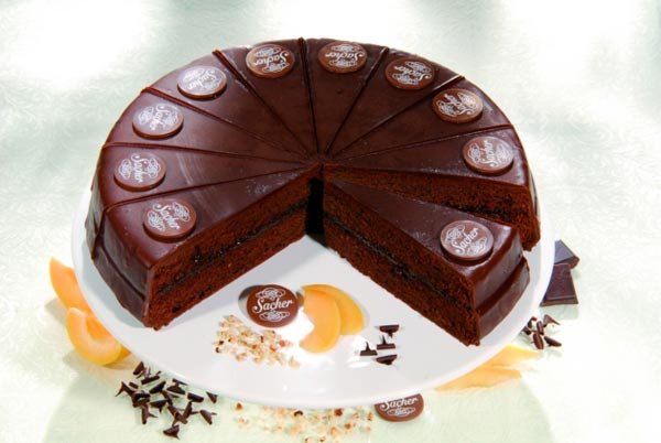 Cách làm bánh Sacher Torte