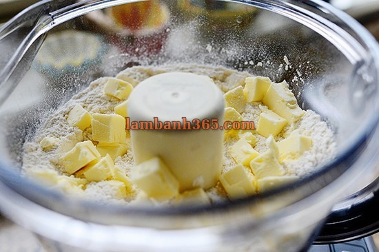 Cách làm Bánh shortcake quả mọng cho mùa hè tươi mát