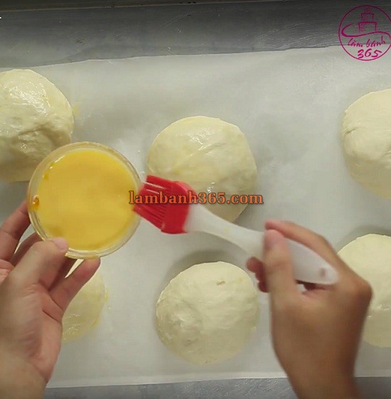 Cách làm vỏ bánh hamburger mềm ngon đúng chuẩn