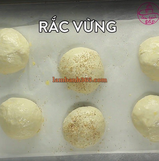 Cách làm vỏ bánh hamburger mềm ngon đúng chuẩn