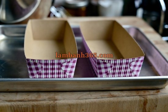 Cách làm bánh mỳ quả óc chó và chà là