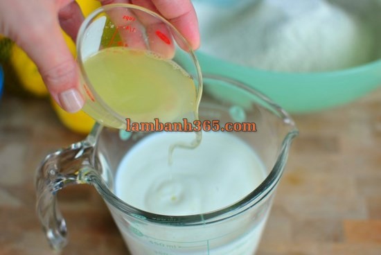 Cách làm bánh pancake chanh và hạt anh túc