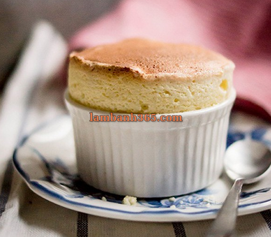 Cách làm bánh souffle vani phồng xốp