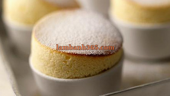 Cách làm bánh souffle vani phồng xốp