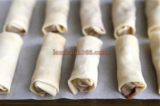 Cách làm bánh táo cuộn vị quế thơm lừng!