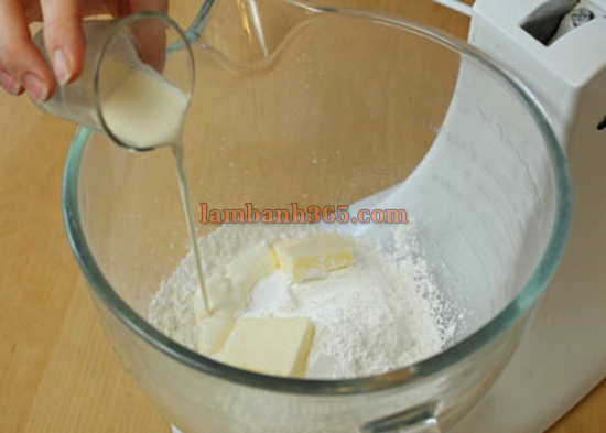 Cách làm kẹo bạc hà phủ socola cực dễ