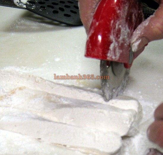 Cách làm kẹo dẻo marshmallow mềm mịn như bông