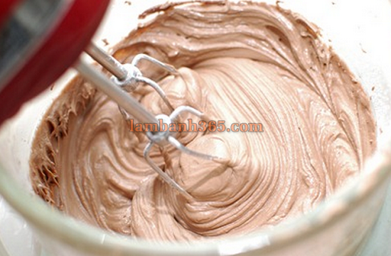 Cách làm một ly pudding bơ lạc béo ngậy!