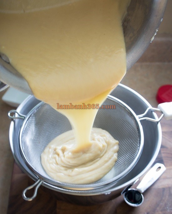 Cách làm một ly pudding bơ lạc béo ngậy!