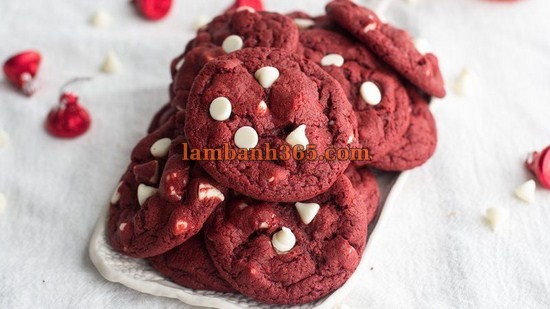 Công thức làm bánh Red velvet white chocolatechip siêu ngon, siêu lạ