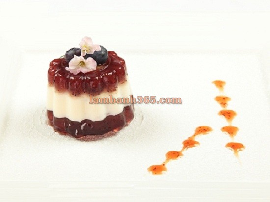 Công thức làm Panna Cotta việt quất thơm ngon