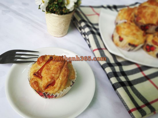 Cách làm muffin thịt hun khói cho dân sành ăn!