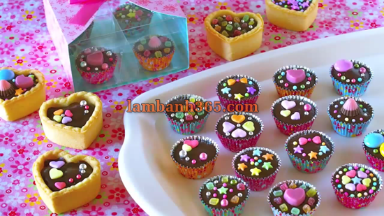 Mê mẩn với cupcake chocolate sắc màu!