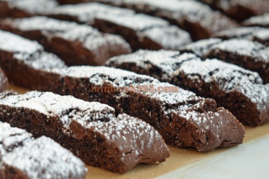 Học cách làm bánh biscotti chocolate giòn tan thơm lừng căn bếp nhỏ