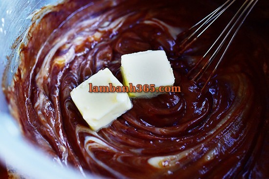 Học làm bánh tart chocolate dâu tây ngon ngất ngây