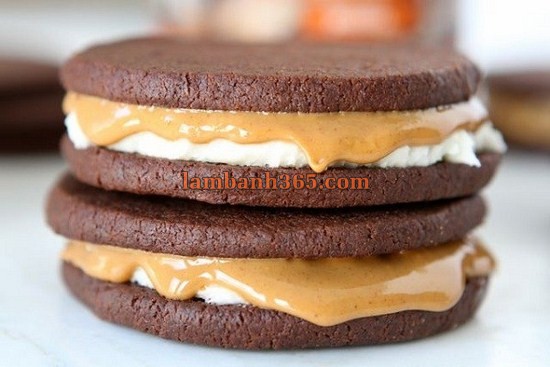 Làm bánh Oreo nhân bơ đậu phộng homemade cực ngon