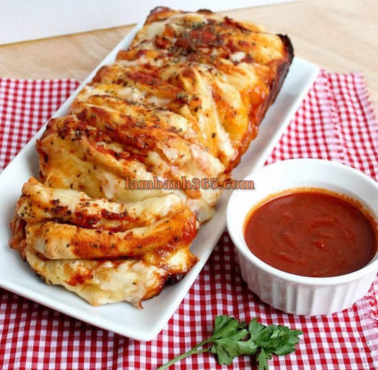 Làm bánh pizza xé lớp siêu lạ, siêu ngon