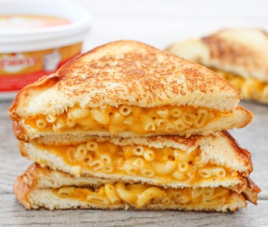 Làm bánh Sandwich Mac&#038;Cheese tuyệt ngon