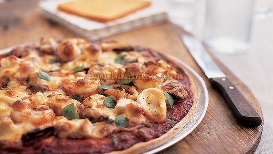 Pizza hải sản và “hành trình” về biển xanh