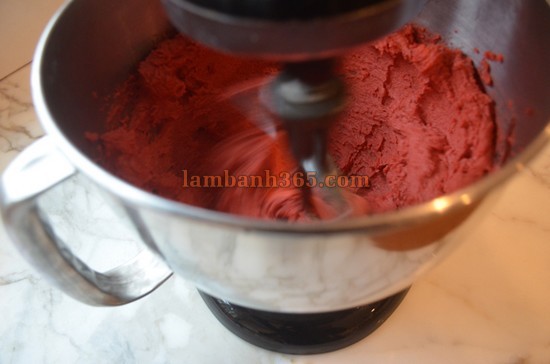 Red velvet cupcake hay chiếc bánh của tình yêu