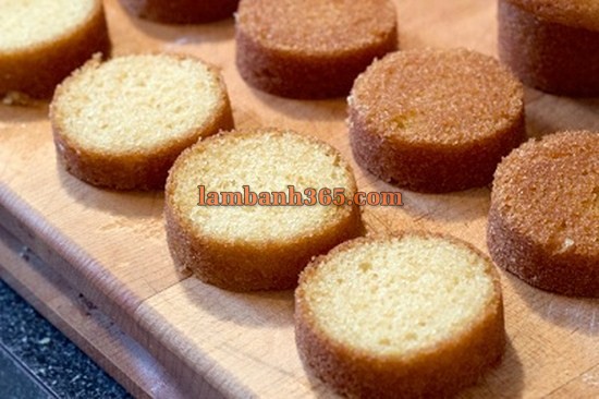 Cách làm sponge cake Victoria mini ai cũng mê ly